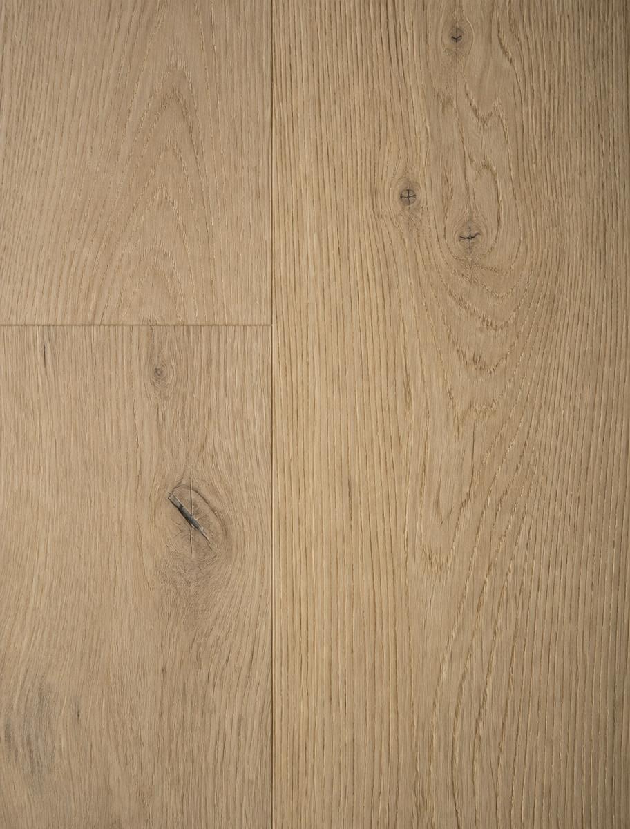 Close-up of natural oak plank grain